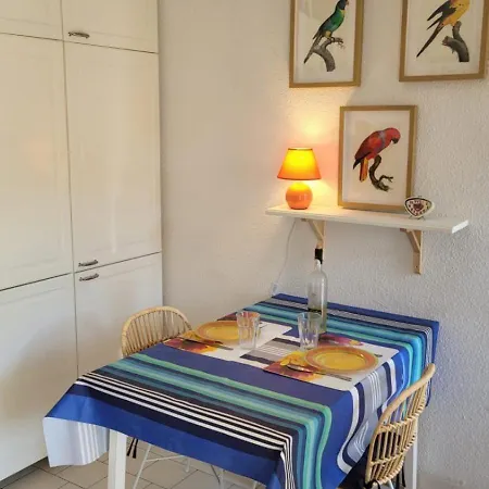 House 2p With Swimming Pool In Nyaraló *