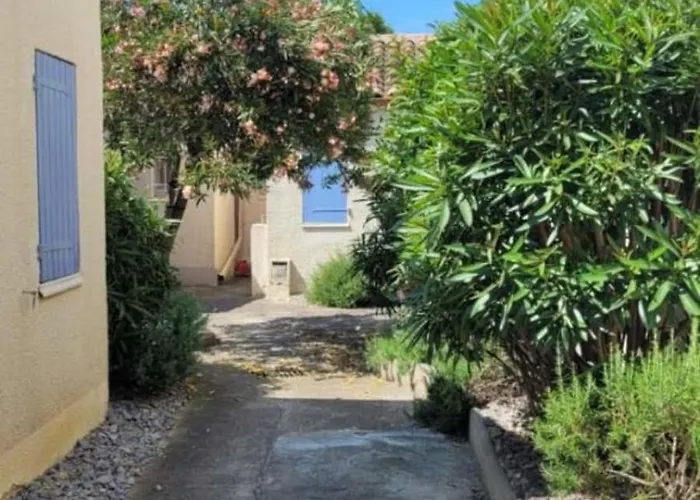 House 2p With Swimming Pool In * Ла-Гранд-Мот